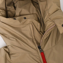 Load image into Gallery viewer, PRADA SPORT プラダスポーツ 中綿ダウンジャケット 24V3770 アウター ベージュ GORE-TEX ゴアテックス コート 52サイズ ブロンズ金具 良品 中古 4a004435