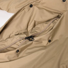 Load image into Gallery viewer, PRADA SPORT プラダスポーツ 中綿ダウンジャケット 24V3770 アウター ベージュ GORE-TEX ゴアテックス コート 52サイズ ブロンズ金具 良品 中古 4a004435