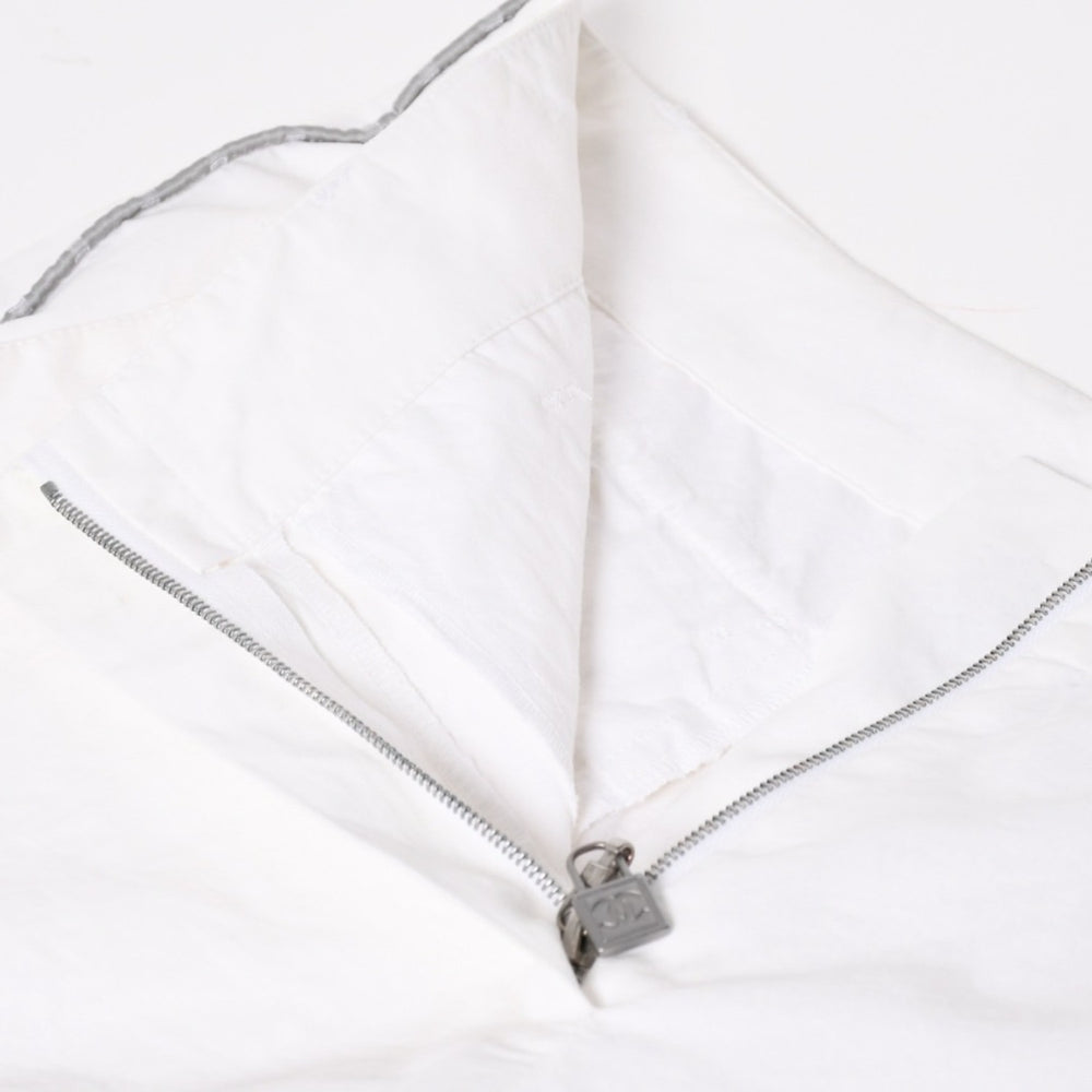 Very Good Condition CHANEL Sports Line Sideline Shorts P25349V15762 White Used 4a004467