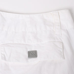 極美品 CHANEL シャネル スポーツライン サイドライン ショートパンツ P25349V15762 ホワイト 中古 4a004467