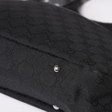Load image into Gallery viewer, GUCCI グッチ GGキャンバスショルダーバッグ ハンドバッグ ワンショルダー GGキャンバス 132260 ブラック シルバー金具 美品 中古 4a003515