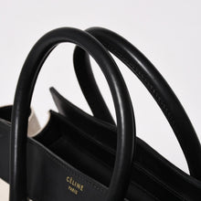 Load image into Gallery viewer, 極美品 CELINE セリーヌ Luggage Medium Shopper Handbag ラゲージ ミディアムショッパー ハンドバッグ フィービー期 中古 4a003453