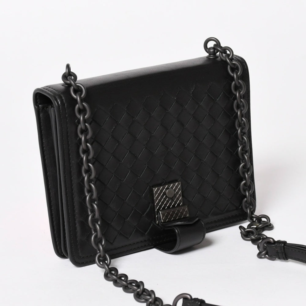 BOTTEGA VENETA ボッテガヴェネタ イントレチャート ショルダーバッグ チェーンショルダーバッグ WS13615 ブラック 美品 中古 4a003455