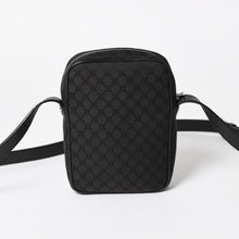 画像をギャラリービューアに読み込む, 極美品 CELINE セリーヌ ショルダーバッグ CE00/23 Shoulder Bag マカダム Macadam ブラック Black シルバー金具 中古 4a004974