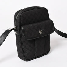 画像をギャラリービューアに読み込む, 極美品 CELINE セリーヌ ショルダーバッグ CE00/23 Shoulder Bag マカダム Macadam ブラック Black シルバー金具 中古 4a004974