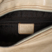 Load image into Gallery viewer, Christian Dior クリスチャンディオール ガウチョサドルバッグ ショルダーバッグ 05-MA-0066 ガリアーノ期 2006SS レザー ベージュ 美品 中古 4a003549