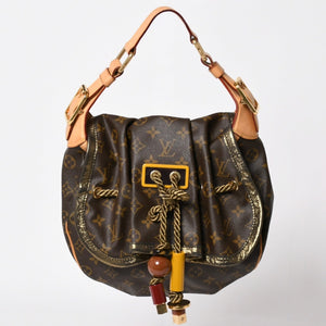 LOUIS VUITTON Monogram Kalahari PM Handbag M97016 Monogram Canvas Tanned Leather Drawstring Metal Charm Good Condition Used 4a003468
