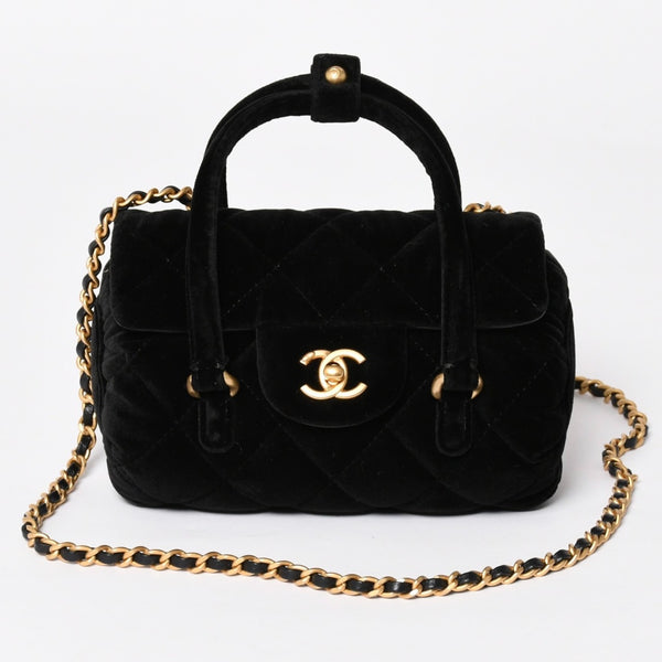 極美品 CHANEL シャネル マトラッセ ベルベット ミニボーリング2wayバッグ ランダム番台 ベルベット レザー ブラック ゴールド金具 中古 4a003656