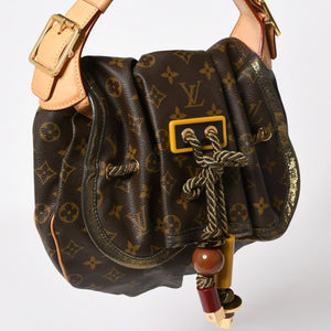 LOUIS VUITTON Monogram Kalahari PM Handbag M97016 Monogram Canvas Tanned Leather Drawstring Metal Charm Good Condition Used 4a003468