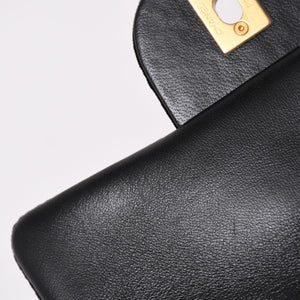 極美品 CHANEL シャネル マトラッセ ベルベット ミニボーリング2wayバッグ ランダム番台 ベルベット レザー ブラック ゴールド金具 中古 4a003656