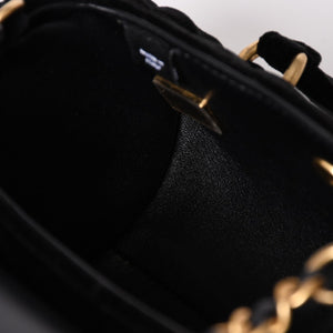 極美品 CHANEL シャネル マトラッセ ベルベット ミニボーリング2wayバッグ ランダム番台 ベルベット レザー ブラック ゴールド金具 中古 4a003656