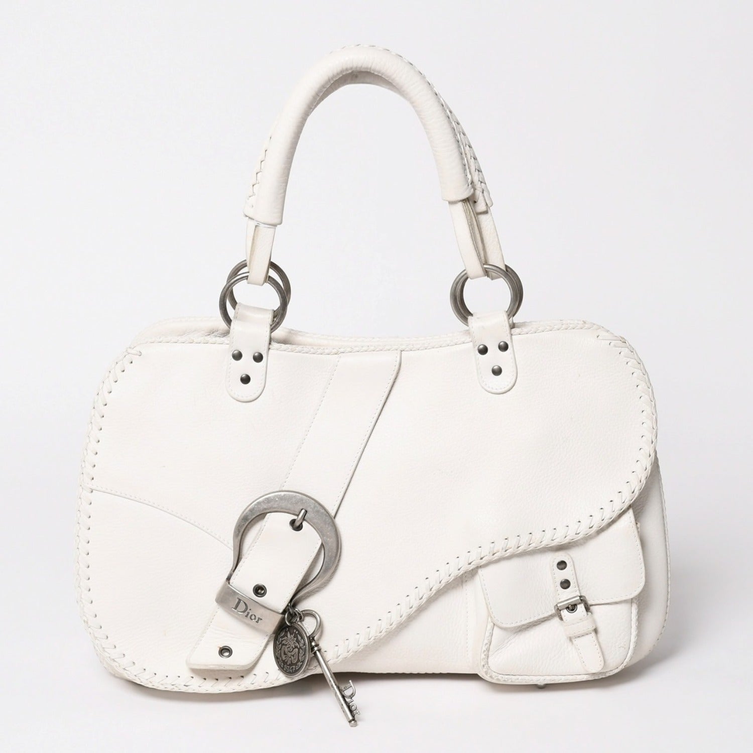 レア♡Diorヴィンテージ白レザーバッグ 丸型ハンドル Dior – Casanova Vintage