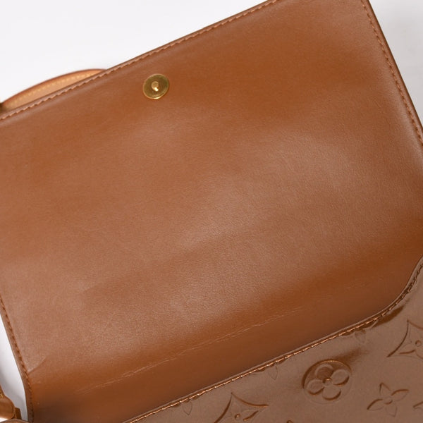 LOUIS VUITTON ルイヴィトン モノグラムヴェルニ トンプソンストリート ショルダーバッグ M91124 ブロンズ ブラウン エナメル GA0040 ゴールド金具 良品 中古 4a003474
