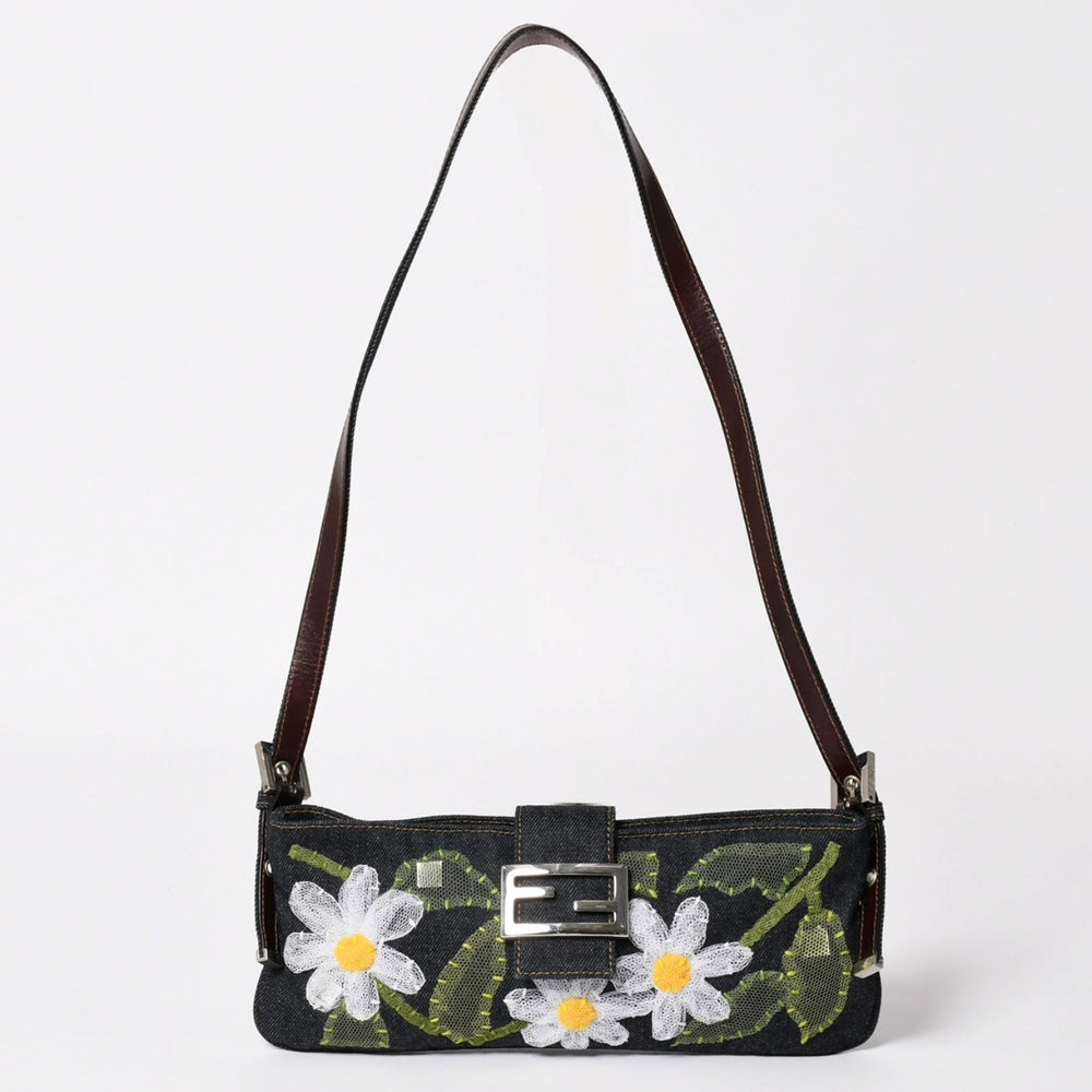 極美品 FENDI フェンディ マンマバケット フラワー デニム Shoulder Bag ショルダーバッグ ネイビー 中古 4a003652
