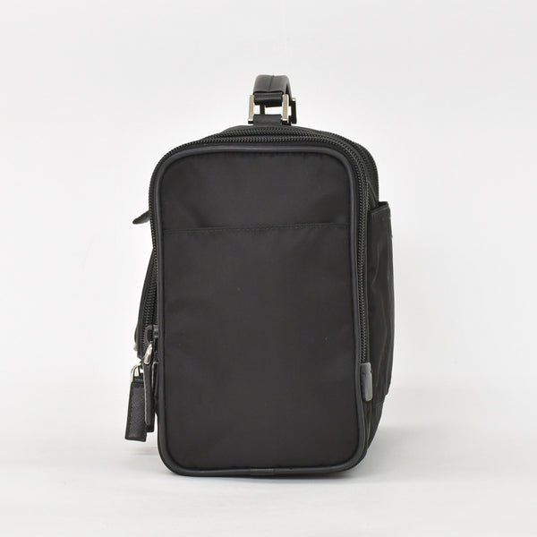 PRADA プラダ Re-Nylon トラベルバッグ キャリーオンバッグ WS28536 ポーチ ナイロン サフィアーノレザー トライアングルロゴ ブラック 2way 美品 中古 4a003486