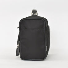 画像をギャラリービューアに読み込む, PRADA プラダ Re-Nylon トラベルバッグ キャリーオンバッグ WS28536 ポーチ ナイロン サフィアーノレザー トライアングルロゴ ブラック 2way 美品 中古 4a003486