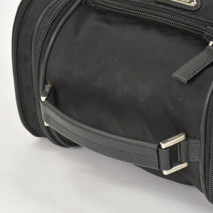 PRADA プラダ Re-Nylon トラベルバッグ キャリーオンバッグ WS28536 ポーチ ナイロン サフィアーノレザー トライアングルロゴ ブラック 2way 美品 中古 4a003486