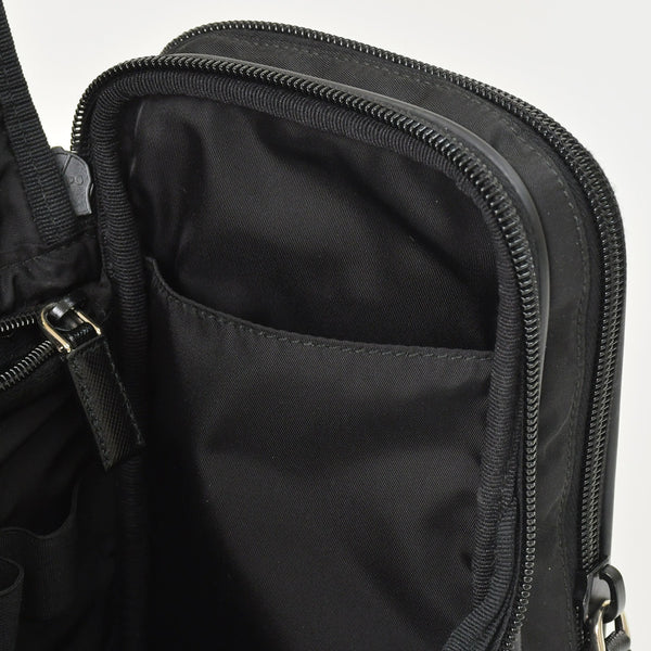 PRADA プラダ Re-Nylon トラベルバッグ キャリーオンバッグ WS28536 ポーチ ナイロン サフィアーノレザー トライアングルロゴ ブラック 2way 美品 中古 4a003486