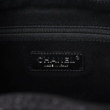 Load image into Gallery viewer, 極美品 CHANEL シャネル Deauville ドーヴィル チェーンワンショルダーバッグ A57536 28番台 ココマーク ツイード 巾着型 中古 4a003491