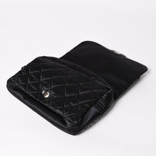 Load image into Gallery viewer, 極美品 CHANEL シャネル スポーツライン ココマーク リュック バックパック チェーン 10番台 A29851 ナイロン ブラック シルバー金具 中古 4a003530