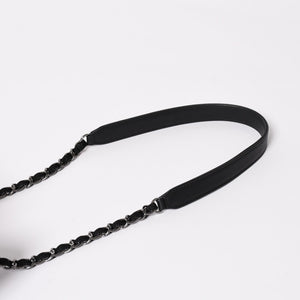 極美品 CHANEL シャネル Deauville ドーヴィル チェーンワンショルダーバッグ A57536 28番台 ココマーク ツイード 巾着型 中古 4a003491