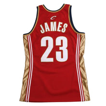 画像をギャラリービューアに読み込む, 新品同様 Mitchell&amp;Ness ミッチェルアンドネス ロードスウィングマンジャージ クリーブランドキャバリアーズ レブロンジェームス 背番号23 2003-04 Sサイズ レッド ホワイト 中古 4a002228