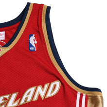 画像をギャラリービューアに読み込む, 新品同様 Mitchell&amp;Ness ミッチェルアンドネス ロードスウィングマンジャージ クリーブランドキャバリアーズ レブロンジェームス 背番号23 2003-04 Sサイズ レッド ホワイト 中古 4a002228