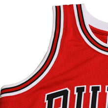 画像をギャラリービューアに読み込む, 新品同様 Mitchell &amp; Ness ミッチェル&amp;ネス シカゴ ブルズ ゲームジャージ サイズ36(S) マイケル ジョーダン レッド 1995 復刻 中古 4a002231