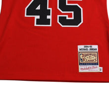 画像をギャラリービューアに読み込む, 新品同様 Mitchell &amp; Ness ミッチェル&amp;ネス シカゴ ブルズ ゲームジャージ サイズ36(S) マイケル ジョーダン レッド 1995 復刻 中古 4a002231