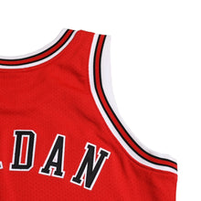 画像をギャラリービューアに読み込む, 新品同様 Mitchell &amp; Ness ミッチェル&amp;ネス シカゴ ブルズ ゲームジャージ サイズ36(S) マイケル ジョーダン レッド 1995 復刻 中古 4a002231