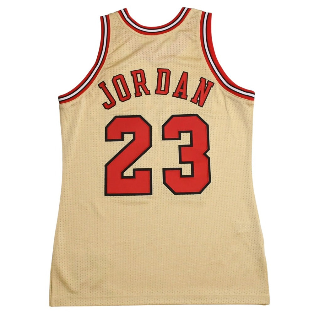 新品同様 Mitchell & Ness ミッチェル&ネス シカゴ ブルズ ゲームジャージ サイズ40(M) マイケル ジョーダン 1995-96 復刻 中古 4a002310