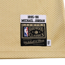 画像をギャラリービューアに読み込む, 新品同様 Mitchell &amp; Ness ミッチェル&amp;ネス シカゴ ブルズ ゲームジャージ サイズ40(M) マイケル ジョーダン 1995-96 復刻 中古 4a002310