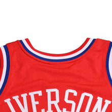画像をギャラリービューアに読み込む, 新品同様品 Mitchell&amp;Ness ミッチェルアンドネス フィラデルフィアセブンティシクサーズ アレンアイバーソン 2002-03 レトロスウィングマンジャージ サイズL ブルー レッド ホワイト 中古 4a002277