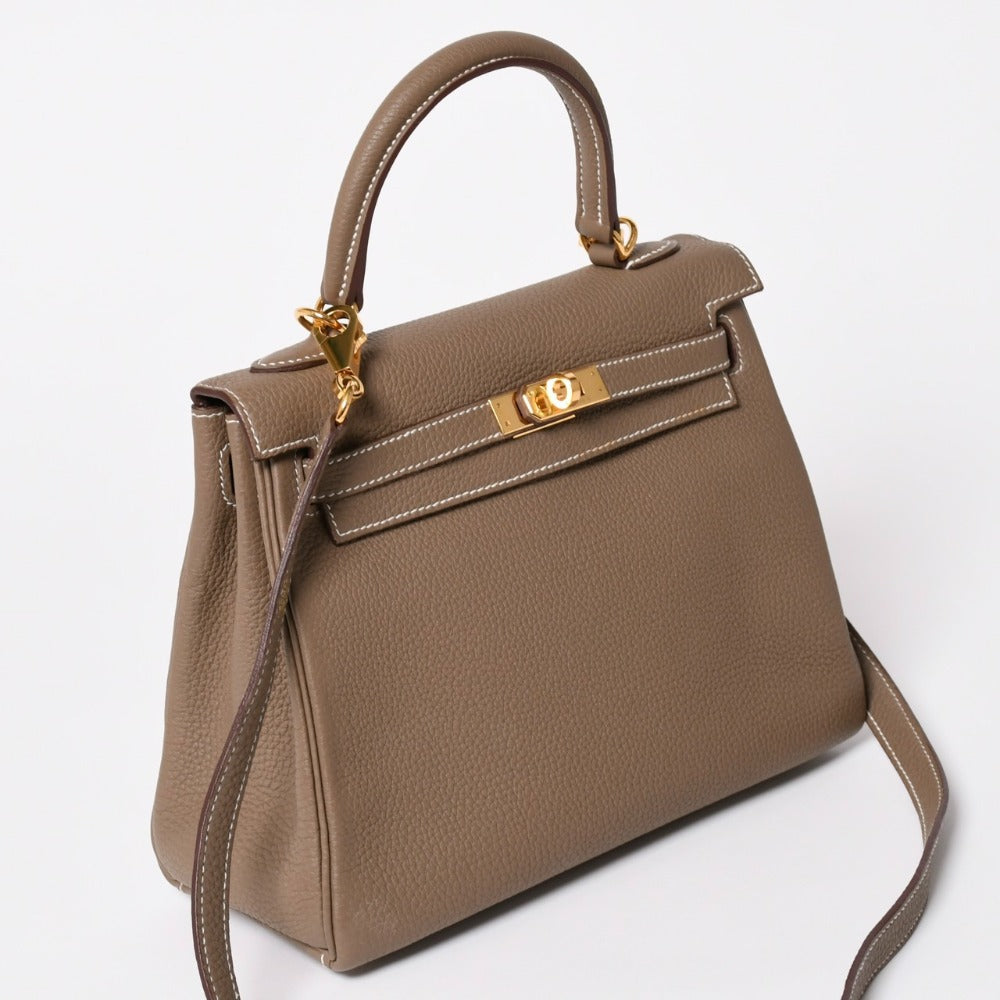 極美品 HERMES エルメス Kelly retourne 25 ケリー 25 2WAYバッグ トリヨンクレマンス エトゥープ 内縫い U刻印 GD金具 2022年製 中古 4a003273