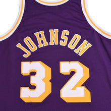 画像をギャラリービューアに読み込む, 新品同様品 Mitchell&amp;Ness ミッチェルアンドネス ロサンゼルスレイカーズ マジックジョンソン 1984−85 シーズンロード用 スウィングマンジャージ サイズL パープル イエロー 中古 4a002282