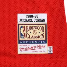 画像をギャラリービューアに読み込む, 新品同様 Mitchell &amp; Ness ミッチェル&amp;ネス シカゴ ブルズ ゲームジャージ サイズ56(3XL) マイケル ジョーダン 1988-89 レッド 中古 4a002265