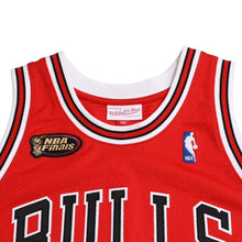 画像をギャラリービューアに読み込む, 極美品 Mitchell &amp; Ness ミッチェル&amp;ネス シカゴ ブルズ ゲームジャージ サイズ40(M) マイケル ジョーダン 1997-98 NBA Finals 中古 4a002300