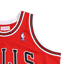 画像をギャラリービューアに読み込む, 極美品 Mitchell &amp; Ness ミッチェル&amp;ネス シカゴ ブルズ ゲームジャージ サイズ40(M) マイケル ジョーダン 1997-98 NBA Finals 中古 4a002300