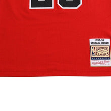 画像をギャラリービューアに読み込む, 極美品 Mitchell &amp; Ness ミッチェル&amp;ネス シカゴ ブルズ ゲームジャージ サイズ40(M) マイケル ジョーダン 1997-98 NBA Finals 中古 4a002300