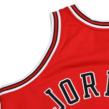 画像をギャラリービューアに読み込む, 極美品 Mitchell &amp; Ness ミッチェル&amp;ネス シカゴ ブルズ ゲームジャージ サイズ40(M) マイケル ジョーダン 1997-98 NBA Finals 中古 4a002300