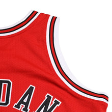 画像をギャラリービューアに読み込む, 極美品 Mitchell &amp; Ness ミッチェル&amp;ネス シカゴ ブルズ ゲームジャージ サイズ40(M) マイケル ジョーダン 1997-98 NBA Finals 中古 4a002300