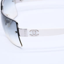 画像をギャラリービューアに読み込む, 極美品 CHANEL シャネル リムレス ホワイトテンプル 4107-B サングラス クリアレンズ グラデーションレンズ 62◻︎15 125 中古 4a003383