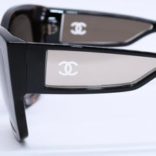 画像をギャラリービューアに読み込む, CHANEL シャネル バタフライシェイプサングラス 5429-A 55□17 140 ハバナ柄 アイウェア メガネ ココマーク クリア オーバル 美品 中古 4a003379