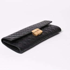 Very Good Condition CHANEL Métiers d'Art Collection Clutch Bag A57669 26th Series Coco Mark Aged Calfskin Black Used 4a003496