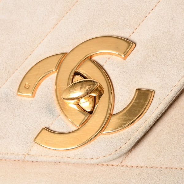 CHANEL シャネル ココマークスエードタッセルショルダーバッグ 3番台 シェブロン バイアステッチ スエードレザー ココマーク ゴールド金具 美品 中古 4a003499