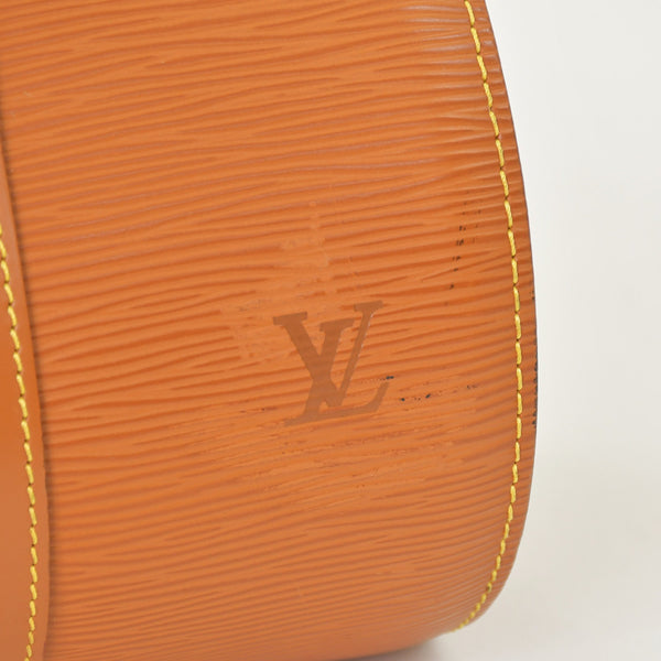 LOUIS VUITTON ルイヴィトン エピ スフロ ハンドバッグ エピレザー M52228 ジパングゴールド ゴールド金具 美品 中古 4a003676