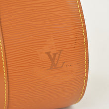 画像をギャラリービューアに読み込む, LOUIS VUITTON ルイヴィトン エピ スフロ ハンドバッグ エピレザー M52228 ジパングゴールド ゴールド金具 美品 中古 4a003676