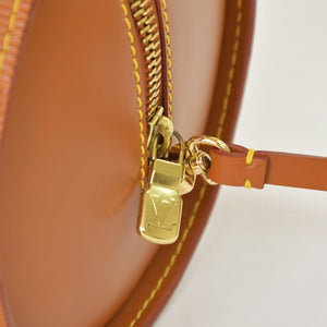 LOUIS VUITTON ルイヴィトン エピ スフロ ハンドバッグ エピレザー M52228 ジパングゴールド ゴールド金具 美品 中古 4a003676