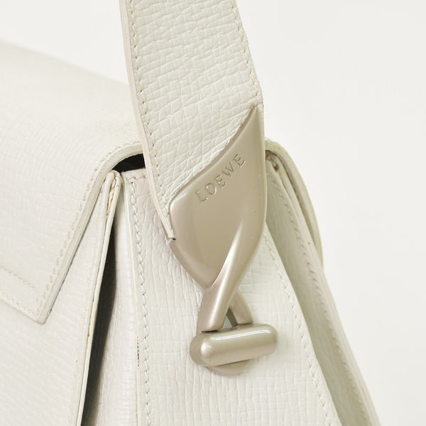 LOEWE leather shoulder bag one shoulder bag semi-shoulder calfskin musical note metal hardware white flap good condition used 4a003524
