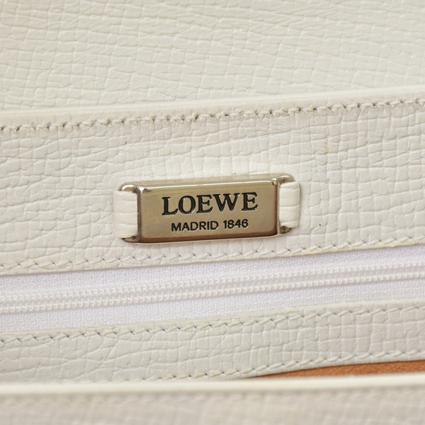LOEWE leather shoulder bag one shoulder bag semi-shoulder calfskin musical note metal hardware white flap good condition used 4a003524